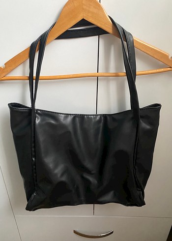 Siyah Minimalist Deri Kadın Çanta
