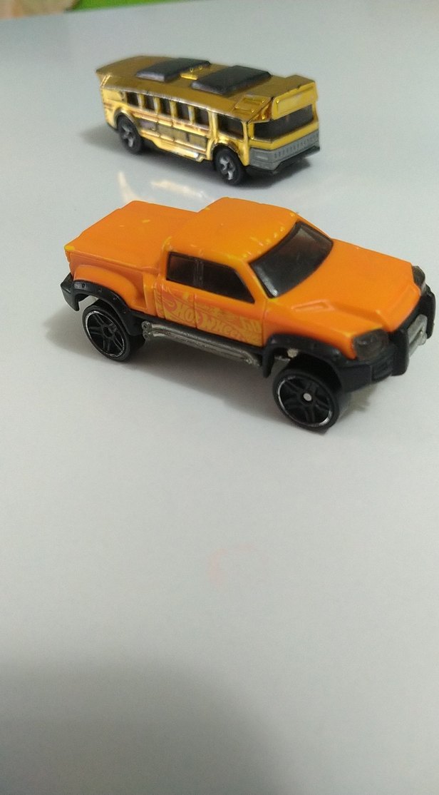 4 adet hot wheels - Görsel 4