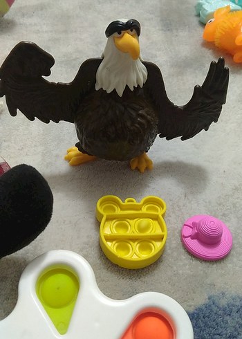 Renkli Çocuk Oyun Seti ve Peluş Oyuncak - Görsel 2