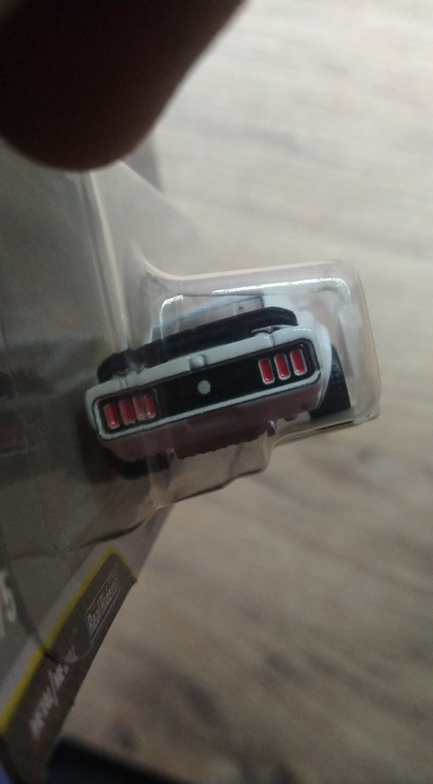 Hot Wheels 1969 Ford Mustang Boss 302 Oyuncak Araba - Görsel 3