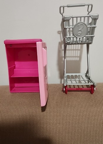 pembe buzdolabi  ve barbie Alışveriş Arabası - Görsel 2