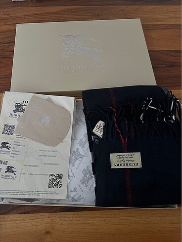 Burberry Şal