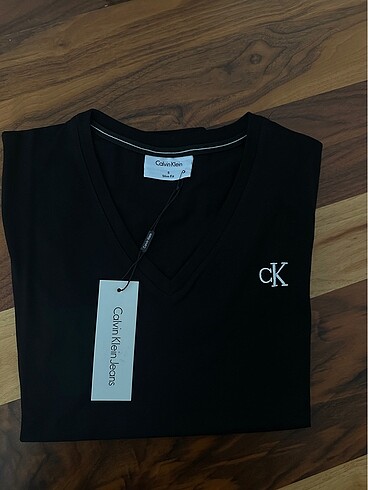 Calvin Klein Tshirt