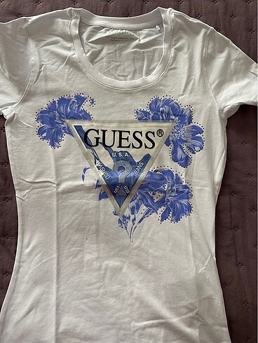 Guess Guess tshirt
