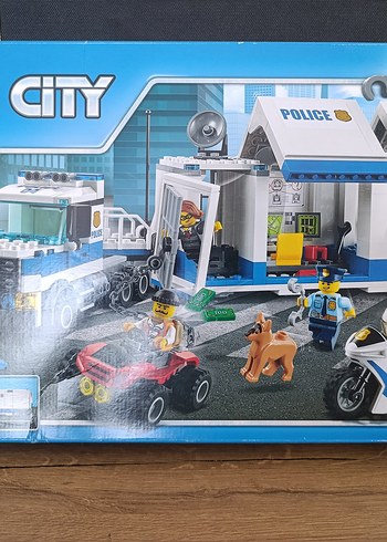 Lego City Polis Karakolu Oyun Seti