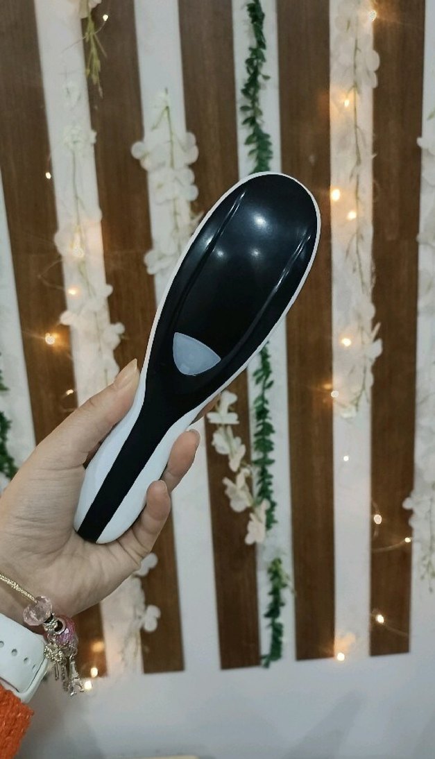 Precious Beyaz Saç Masaj Fırçası - Görsel 2