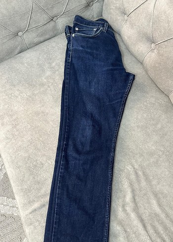 32 Beden lacivert Renk Levis Erkek 511 jean