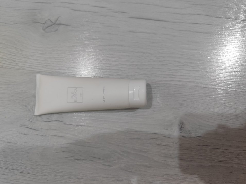 Avon Pur Blanca Kadın Vücut Losyonu - Görsel 2