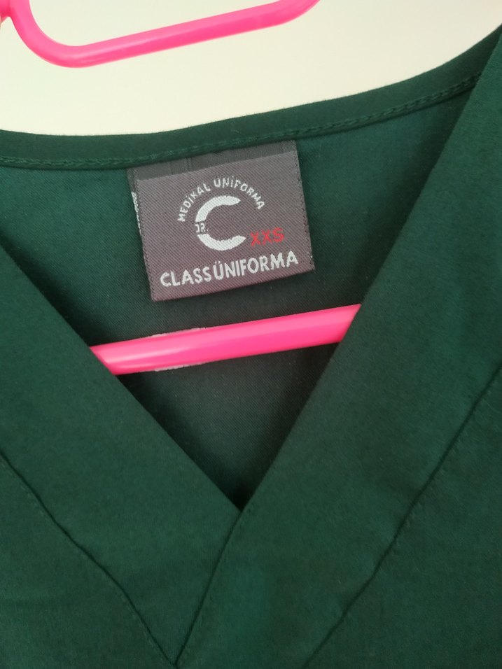 Koyu Yeşil, V Yaka Hemşire Üniforması - Görsel 4
