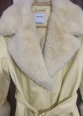 Bershka deri kürklü kaban . - Görsel 2