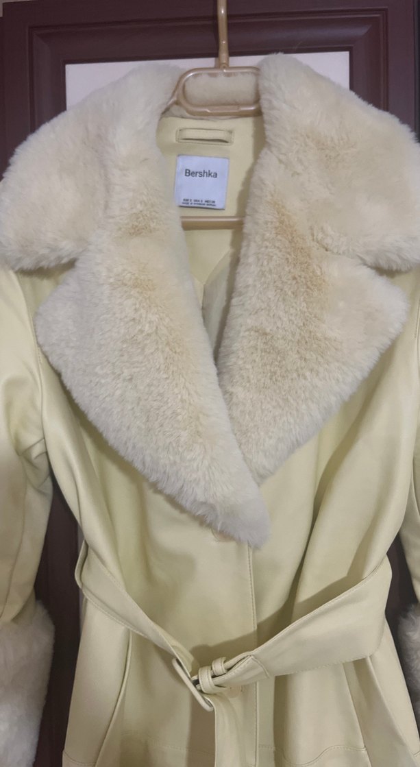 Bershka deri kürklü kaban . - Görsel 2