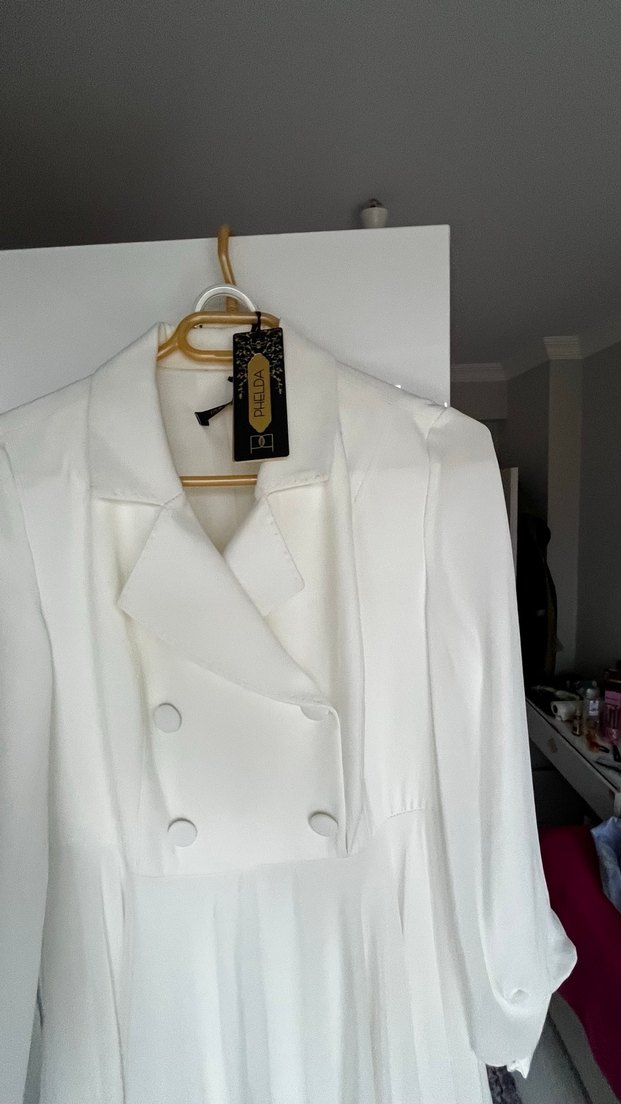 Beyaz nikah elbisesi - Görsel 4