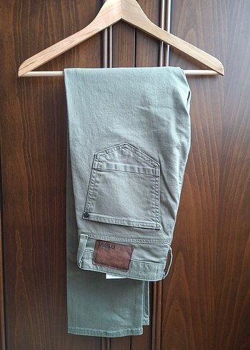 Mavi Jeans Mavi Jake haki yeşil rengi Erkek Pantolon 30/30