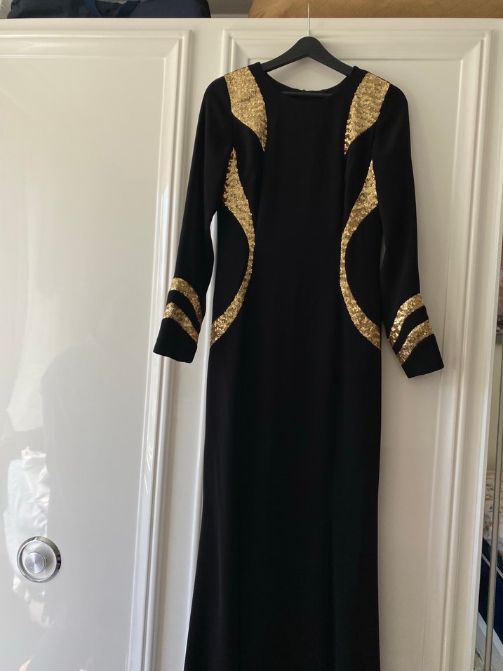 Altın Detaylı Siyah Uzun Abiye Elbise - Görsel 2