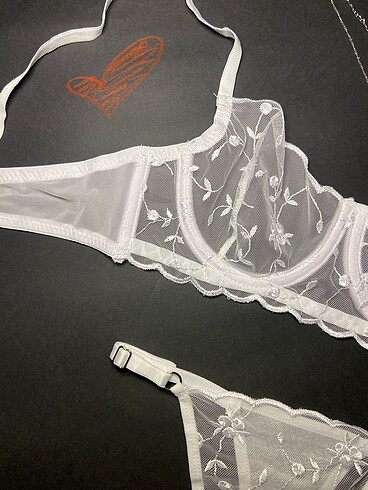 Suwen Çiçekli bralet sütyen takımı