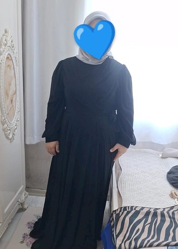 Siyah Uzun Kollu Uzun Elbise