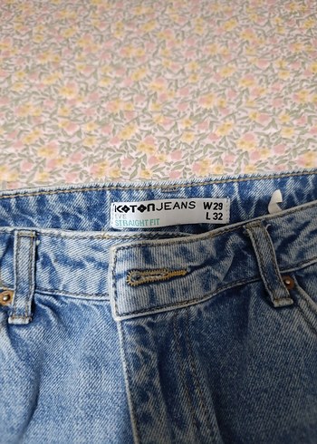 Yırtık Detaylı Mavi Kadın Jean - Görsel 3