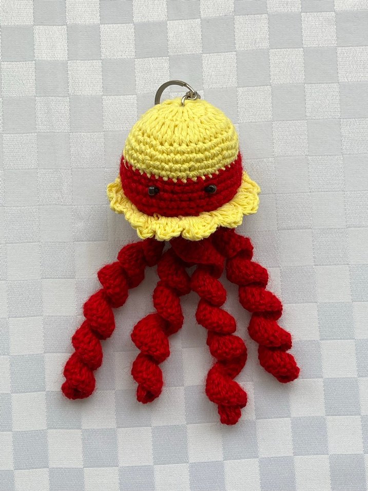 Renkli Örgü Ahtapot anahtarlık - Görsel 2