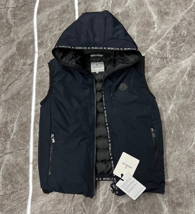 Siyah Kapüşonlu Erkek Kolsuz Mont - Görsel 2