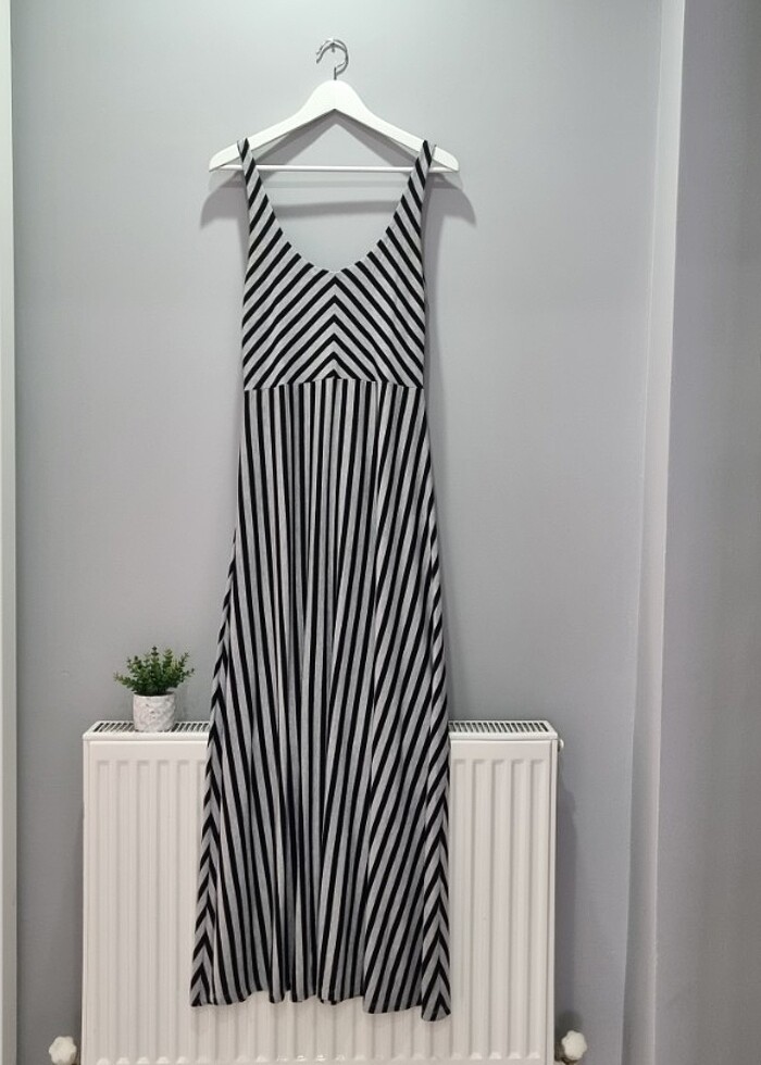 Gri siyah maxi elbise - Görsel 3