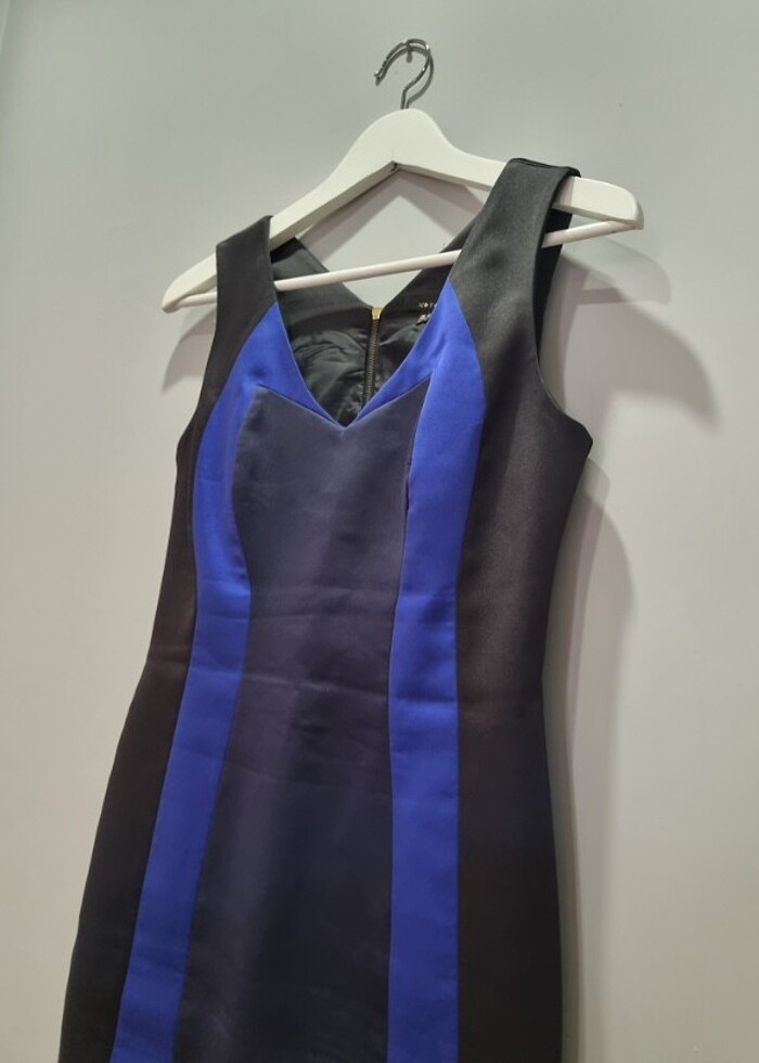 Mavi Siyah Kısa Elbise - Görsel 4