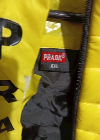 Sarı Siyah Fermuarlı Erkek Şişme Yelek PRADA - Görsel 4