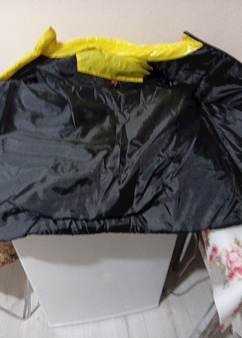 Sarı Siyah Fermuarlı Erkek Şişme Yelek PRADA - Görsel 5