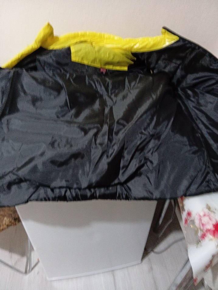 Sarı Siyah Fermuarlı Erkek Şişme Yelek PRADA - Görsel 5