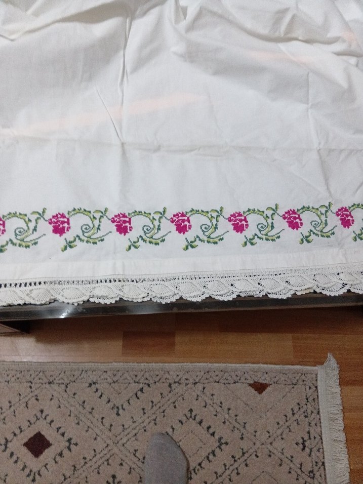 Nakışlı Beyaz karyola eteği - Görsel 5