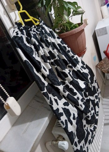 Batik Desenli kadife etek - Görsel 6