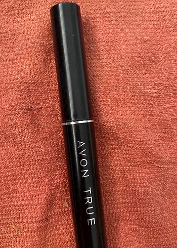 AVON TRUE Parlak Bej Ruj