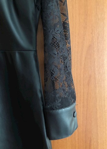 Düğmeli Siyah Midi Gotik Kadın Elbise - Görsel 2