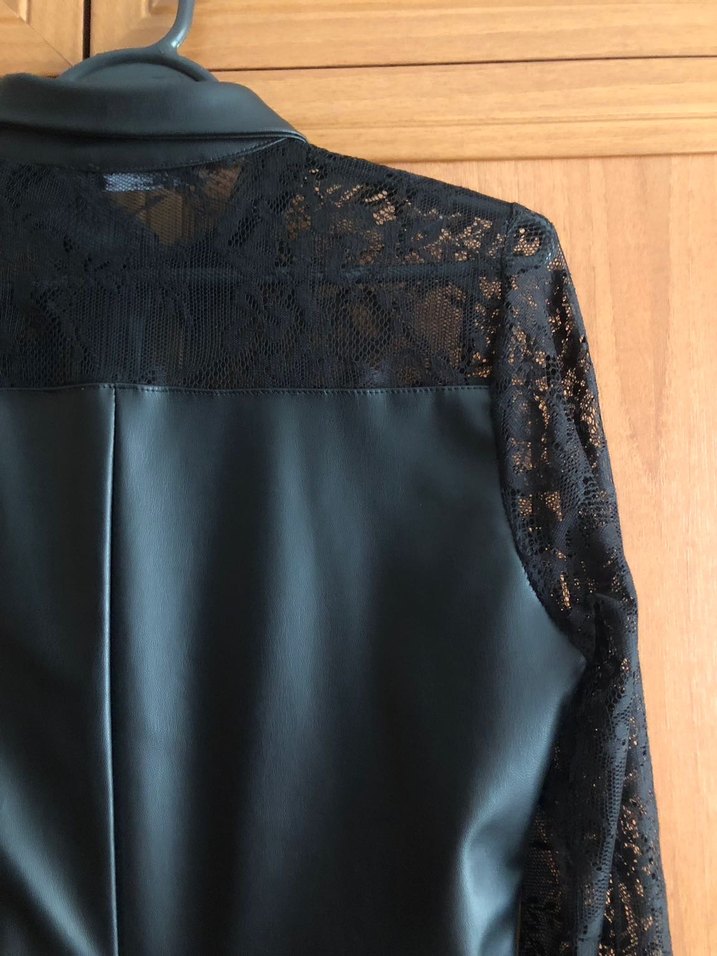 Düğmeli Siyah Midi Gotik Kadın Elbise - Görsel 5