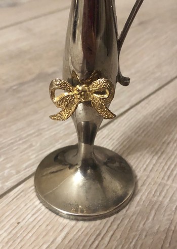 Gri ve Altın Renkli İnce Biblo - Görsel 3