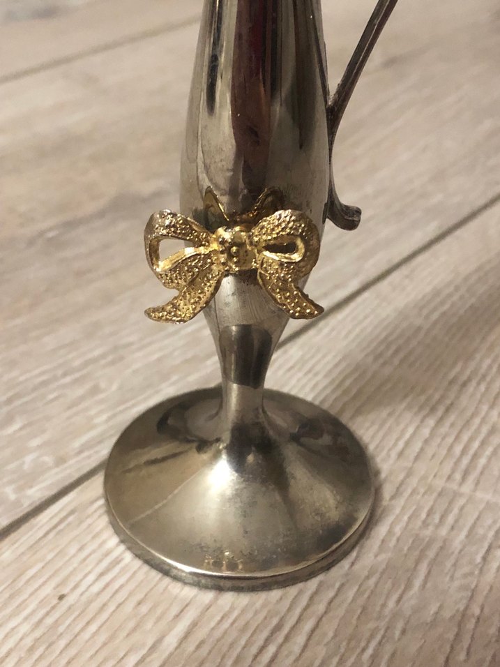 Gri ve Altın Renkli İnce Biblo - Görsel 3