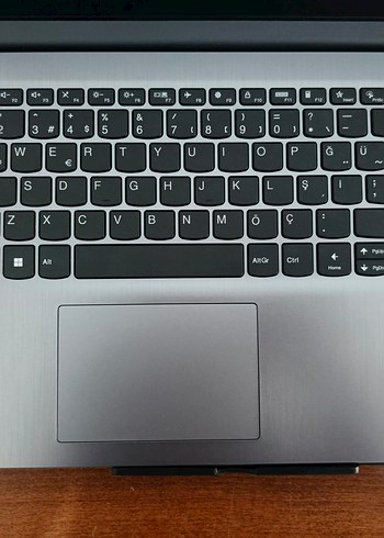 Lenovo İdeapad i3 16gb ram 512SSD - Görsel 6