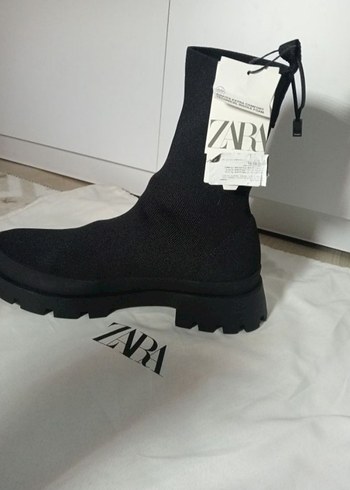 Zara Zara Siyah Platform Topuklu Kadın Bot