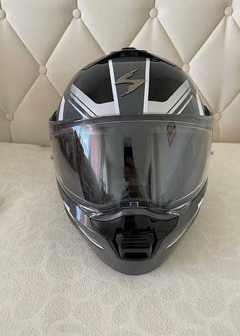 Scorpion Exo-930 Çene açılır kask