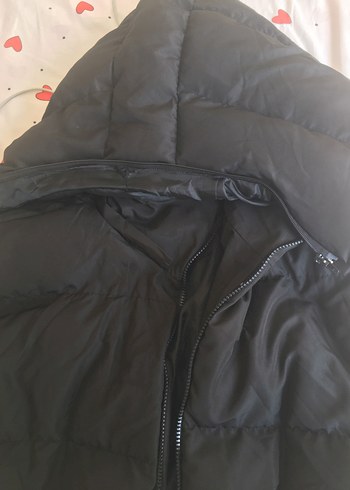 Siyah kışlık şişme mont - Görsel 4