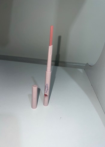  Beden Gegebear Pastel Pembe Dudak Kalemi 01