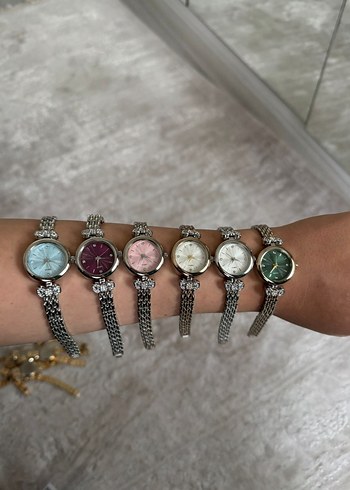 American Vintage Renkli Zincir Detaylı Kadın Kol Saati