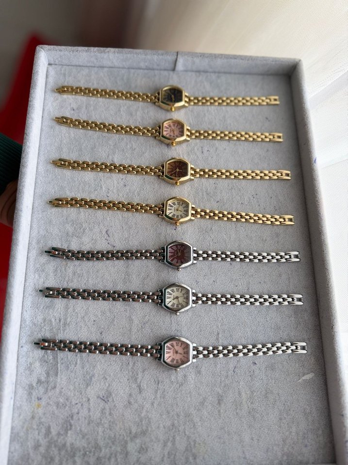 Zincir Detaylı Klasik Kadın Saatleri - Görsel 2