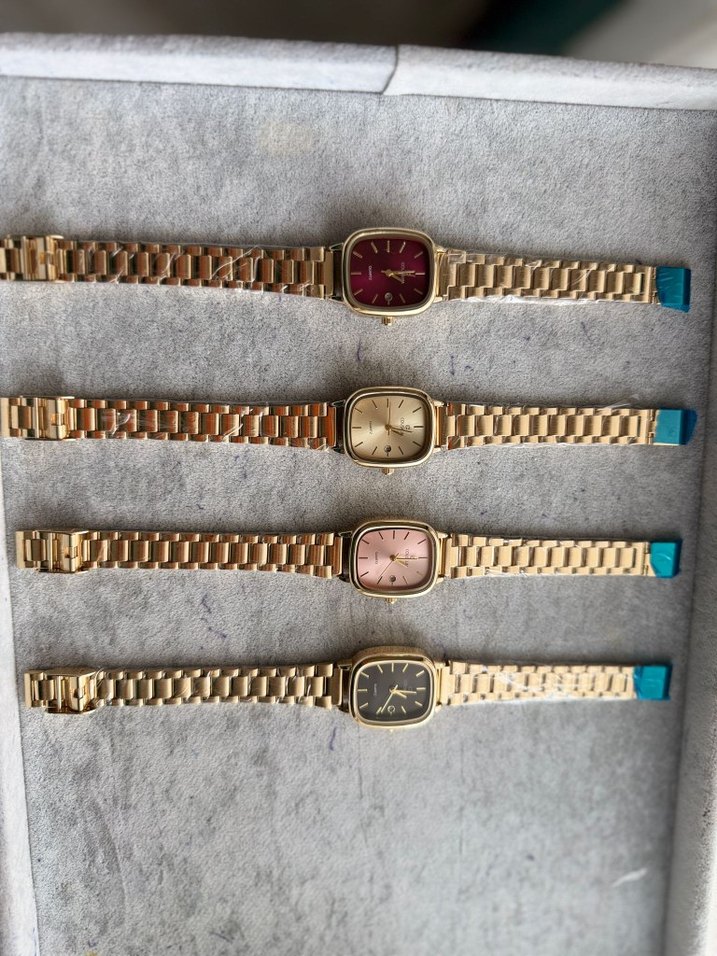 Kadın Vintage Altın Renkli Kemerli Saatler - Görsel 3