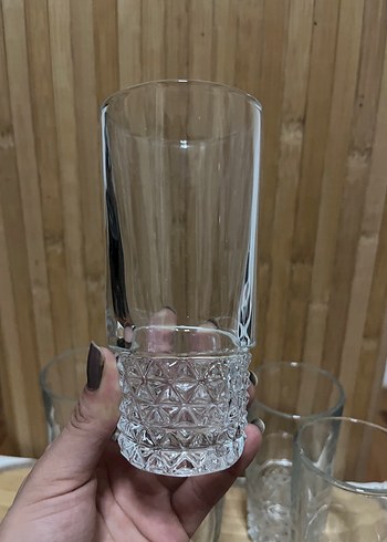 Bej Detaylı Kristal Desenli Uzun Bardak