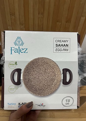 Falez 18 cm Krem Renkli Yumurta Tavası