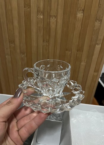 Kristal Görünümlü Kahve Fincanı ve Tabağı