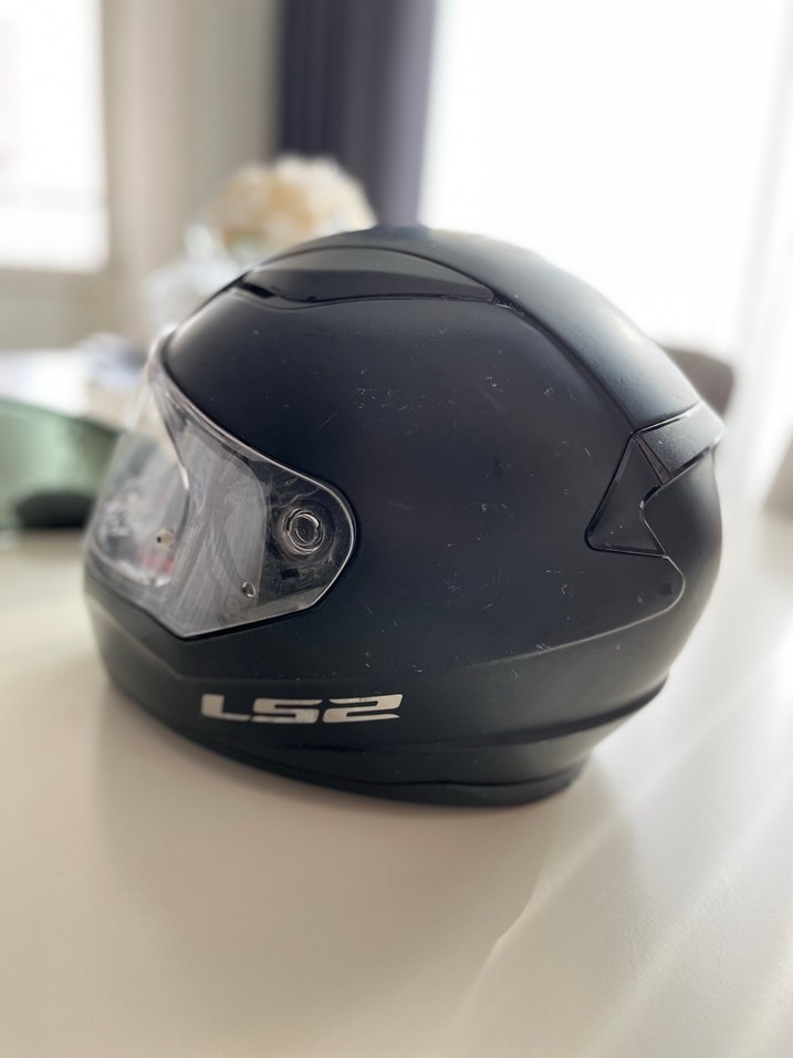 Siyah LS2 Biker Kask - Görsel 3