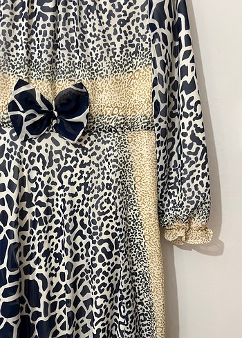 Kürk Detaylı Çok Renkli Uzun Desenli Elbise - Görsel 4