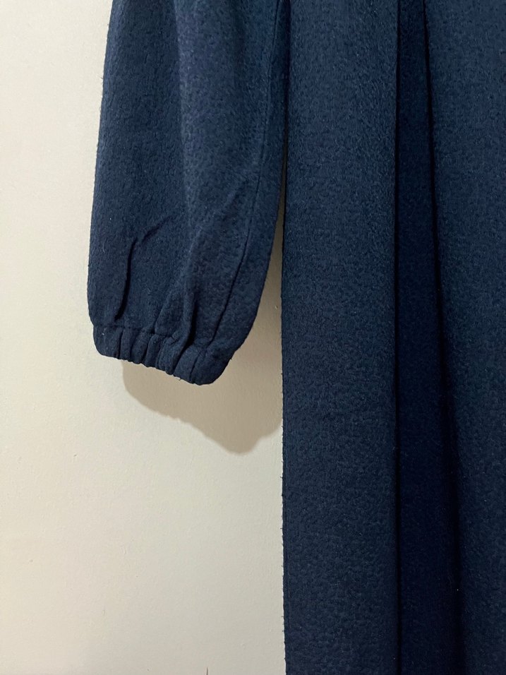 Lacivert Uzun Keten Elbise Pilili ve Bol Kesim - Görsel 4