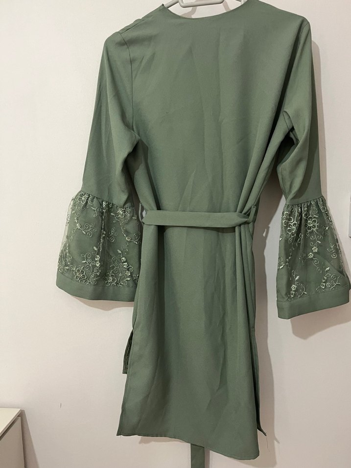 Nakış Detaylı Yeşil Kadın Takım - Görsel 3